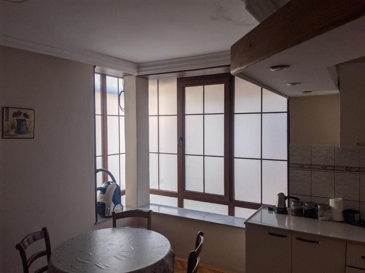 Central Apartment With City View Prizren Eksteriør bilde
