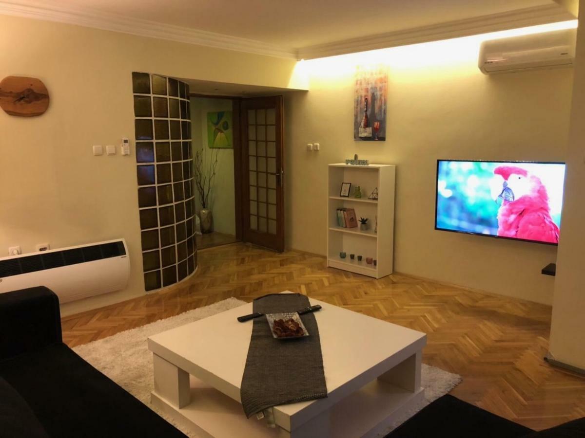 Central Apartment With City View Prizren Eksteriør bilde
